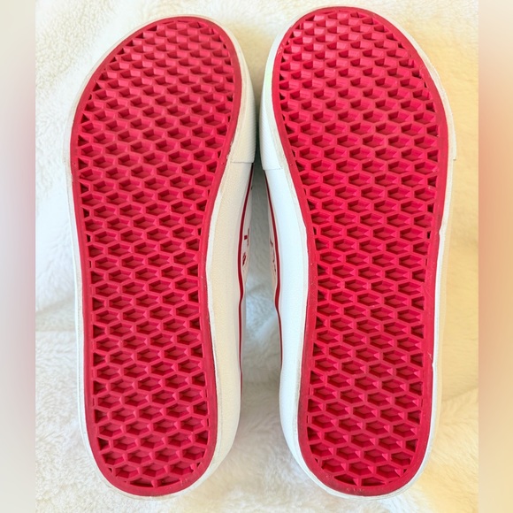 In-N-Out Burger "Drink Cup" Red and White Slip-On Canvas Sneakers - Men Size 8 - Picture 14 of 16